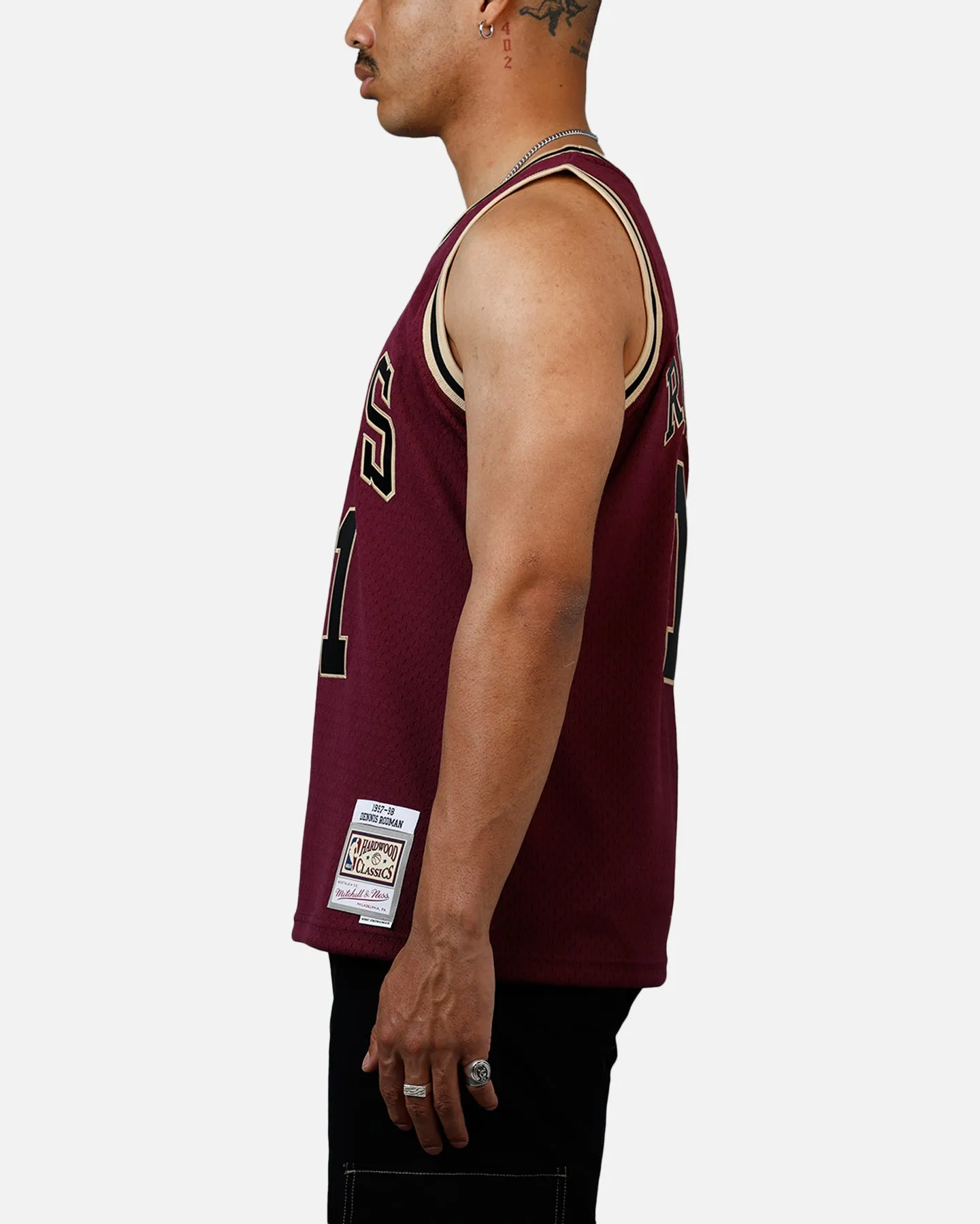 Mitchell & Ness Chicago Bulls Dennis Rodman 1997 Swingman Jersey Burgundy