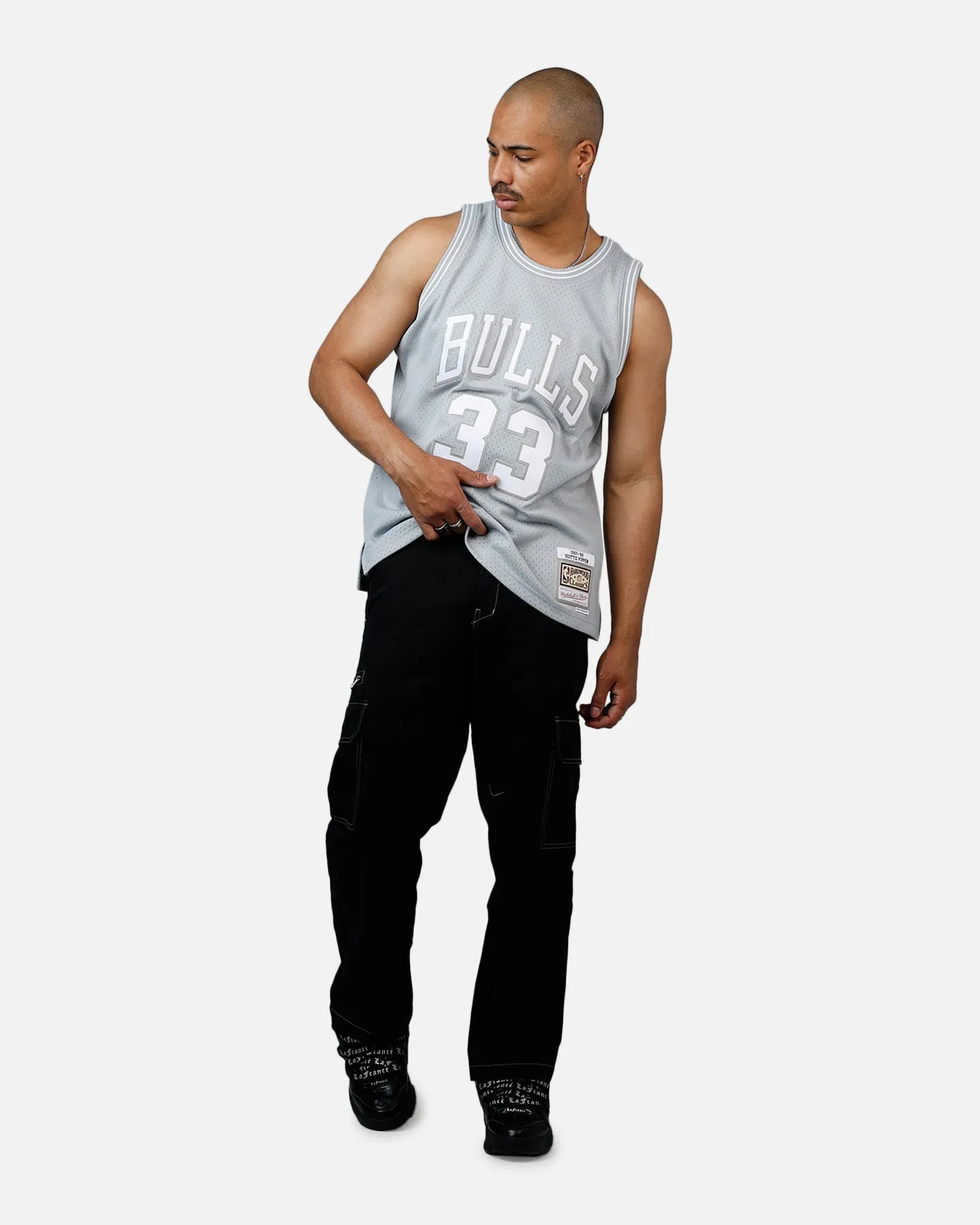 Mitchell & Ness Chicago Bulls Scottie Pippen 1997-1998 Swingman Jersey Grey
