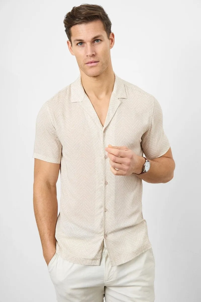 Printed Shirt in Neutral Chevron