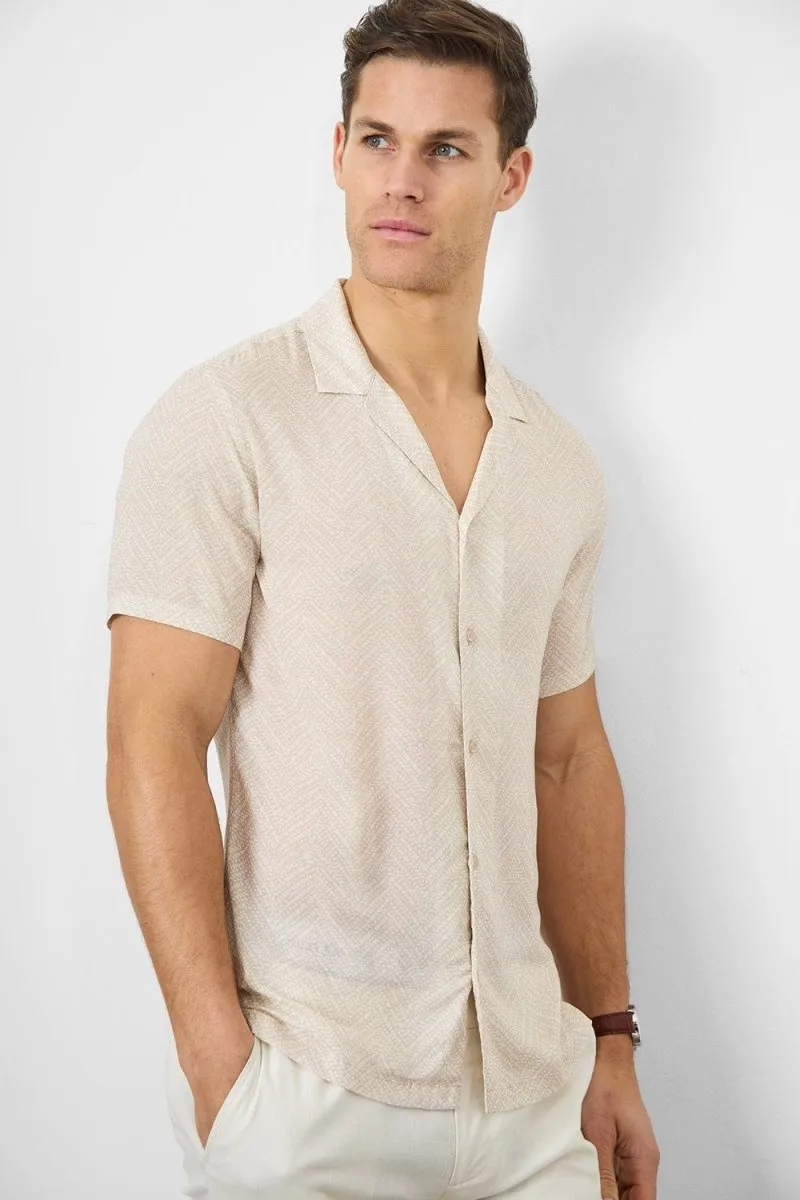 Printed Shirt in Neutral Chevron