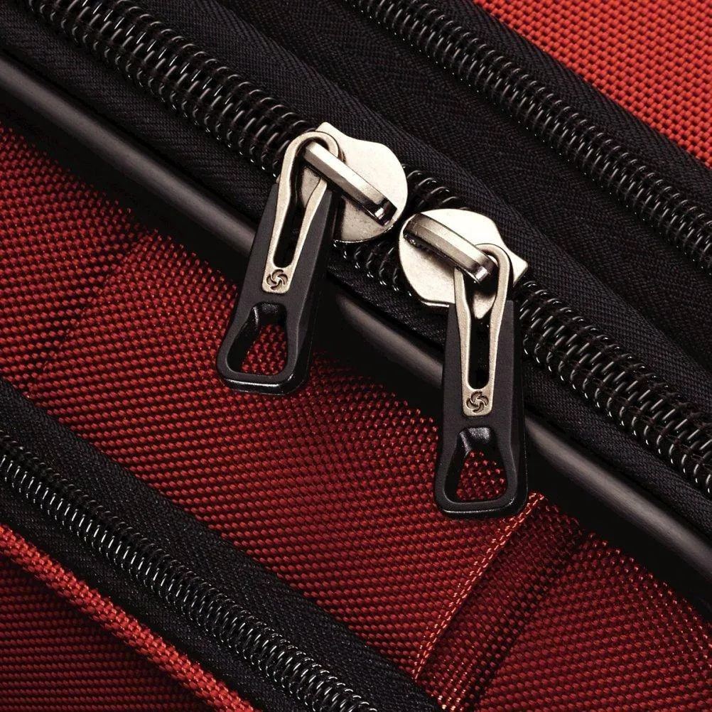 Samsonite DKX 25" 4-Wheel Medium Luggage