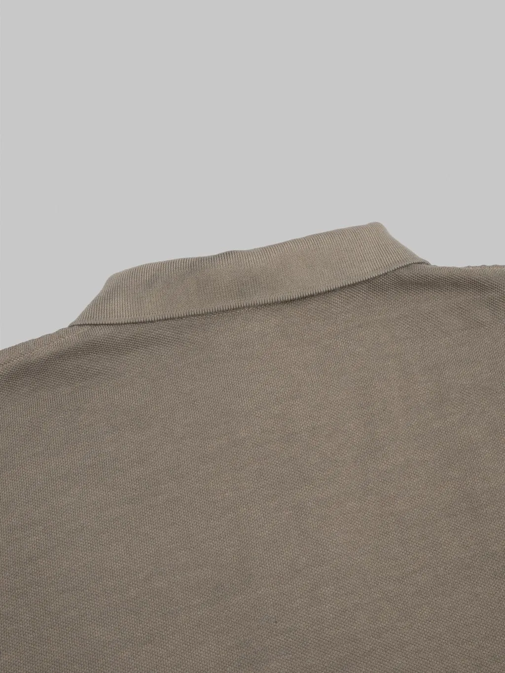 UES Polo Shirt Greige