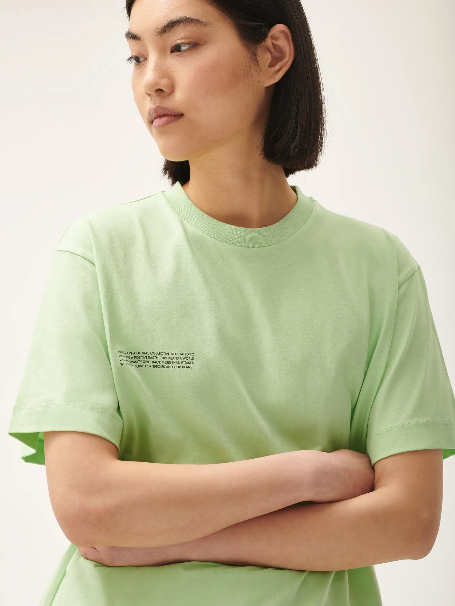 Womens 365 Midweight T-shirt—fennel green